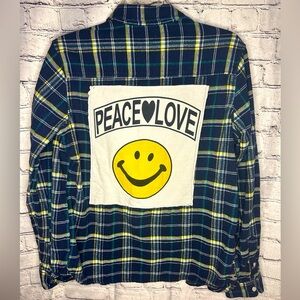 Sojara Flannel Plaid Shirt Cotton Reworked Peace Love Smiley Face Unisex Sm Blue